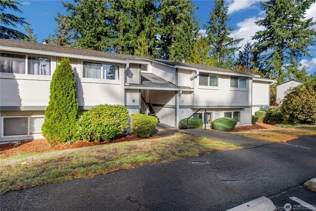 property at 419 S 325th Pl