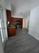 1 Esplanade Dr in Miami Springs, FL - Building Photo - Building Photo