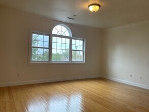 6414 Wise Ave, Unit 202 in St. Louis, MO - Building Photo - Building Photo