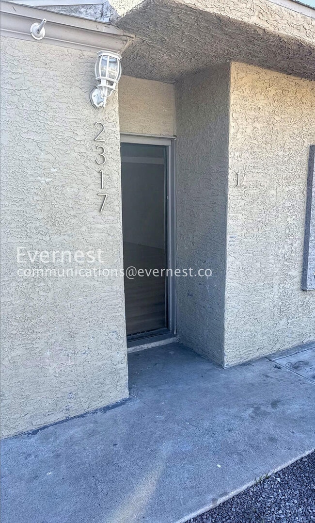 property at 2317 W Adams St