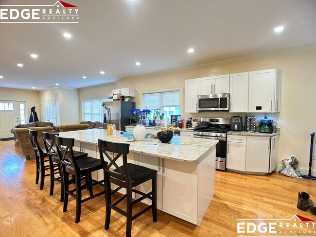 26 Bothwell Rd, Unit 1