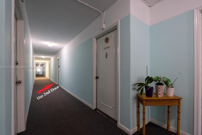 400 S Cypress Rd in Pompano Beach, FL - Building Photo - Building Photo