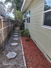 4124 55th Ave N in St. Petersburg, FL - Foto de edificio - Building Photo