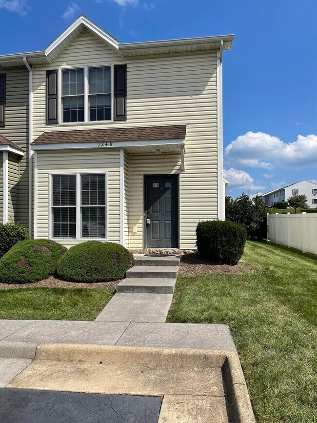 property at 1248 Settlers Ln