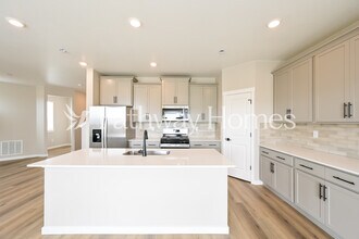 17891 E 94th Ave in Commerce City, CO - Building Photo - Building Photo