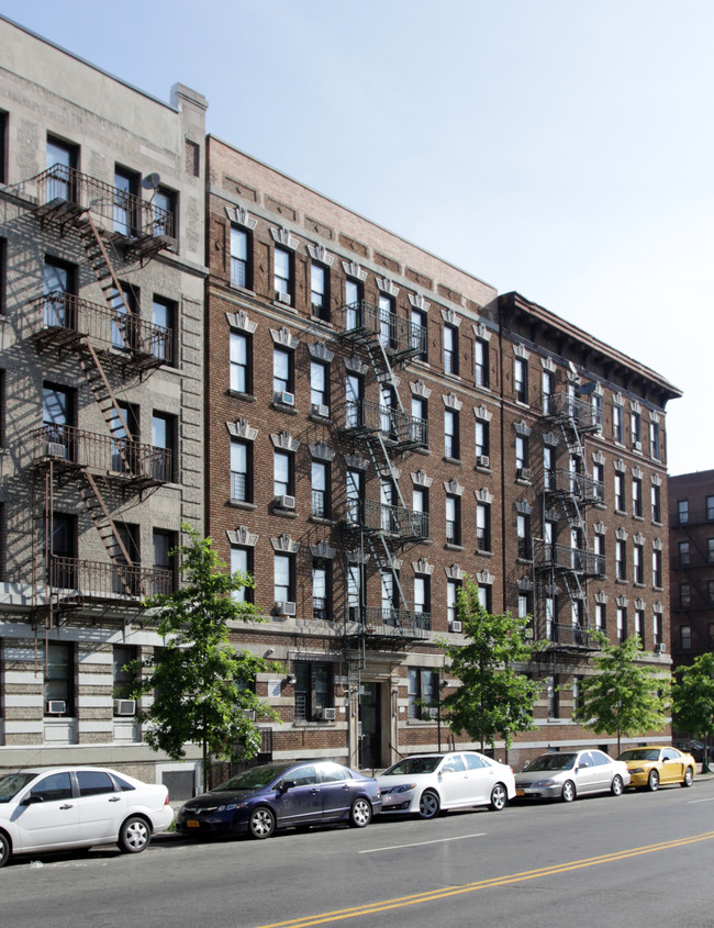 250-252 Sherman Ave in New York, NY - Building Photo - Building Photo