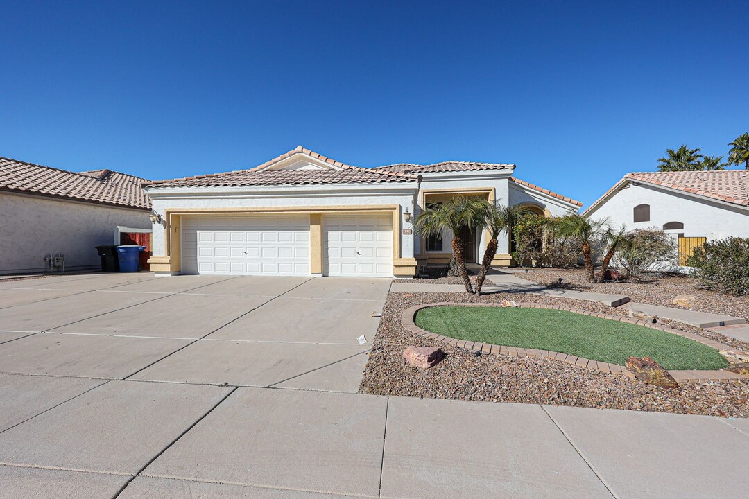 1790 W Hawk Way in Chandler, AZ - Building Photo