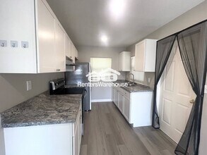 310 S Arcturas Ave in Clearwater, FL - Building Photo - Building Photo