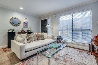 4411 Gilbert Ave in Dallas, TX - Building Photo - Building Photo