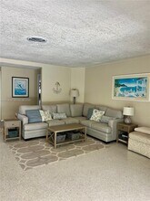 1241 Manor Dr in West Palm Beach, FL - Building Photo - Building Photo