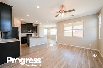 7660 Eastham Bay Ave in Las Vegas, NV - Building Photo - Building Photo