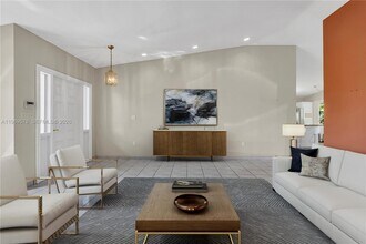 8531 SW 12th St in Miami, FL - Building Photo - Building Photo