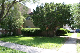 1702-1706 W St. Charles Rd Apartamentos