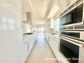 947 4th St in Santa Monica, CA - Foto de edificio - Building Photo