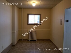 23 E Ridge St in Lansford, PA - Building Photo - Building Photo