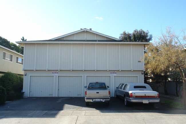 3784 Underwood Dr in San Jose, CA - Foto de edificio - Building Photo