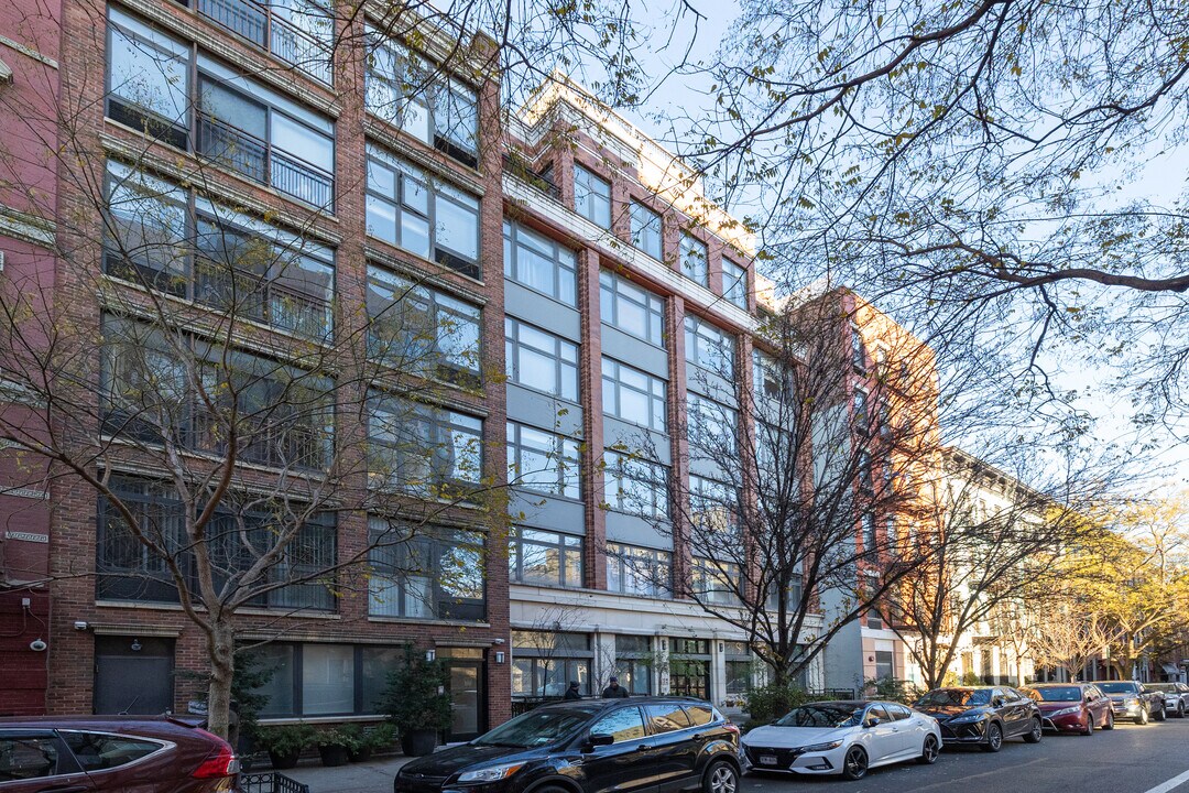 227 E 111th St in New York, NY - Building Photo