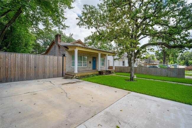 property at 4814 Siegel St