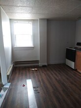 143 S Main St in Manheim, PA - Building Photo - Building Photo