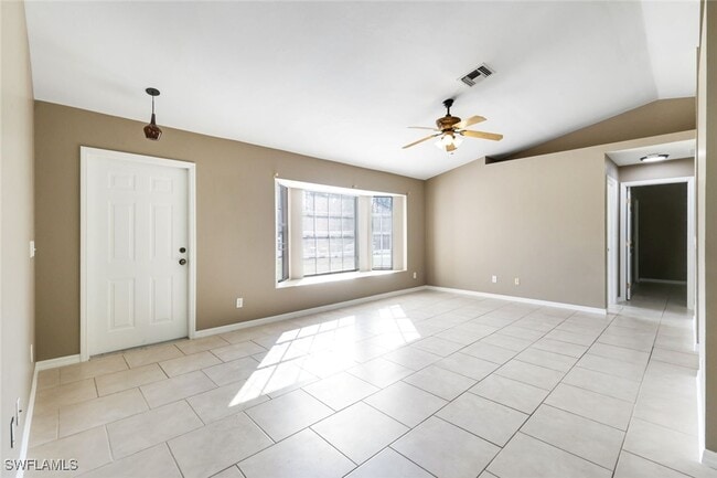 8072 Cypress Dr S in Ft. Myers, FL - Building Photo - Building Photo