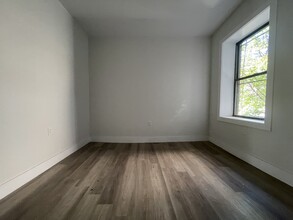 565 Bergen Avenue in Jersey City, NJ - Building Photo - Floor Plan