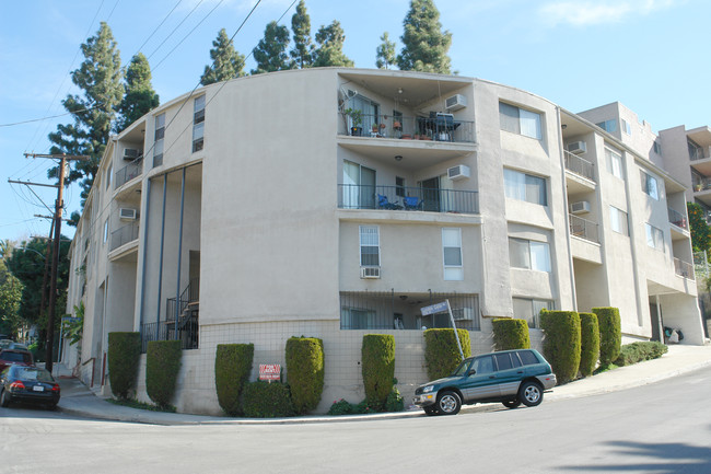 1700 Golden Gate Ave in Los Angeles, CA - Building Photo - Building Photo