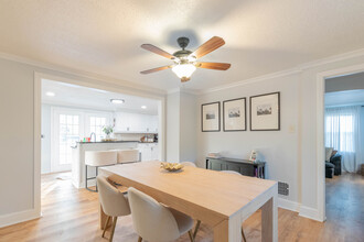 102 Greystone Ave in Bristol, CT - Building Photo - Building Photo
