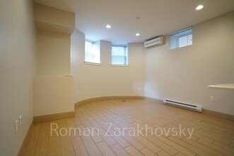 52 Kent St in Brookline, MA - Building Photo - Building Photo