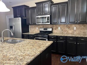 6026 Stonewater Ct in Huntsville, AL - Building Photo - Building Photo