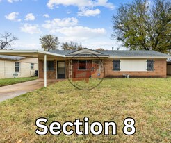 2017 Broadway St in Waco, TX - Building Photo