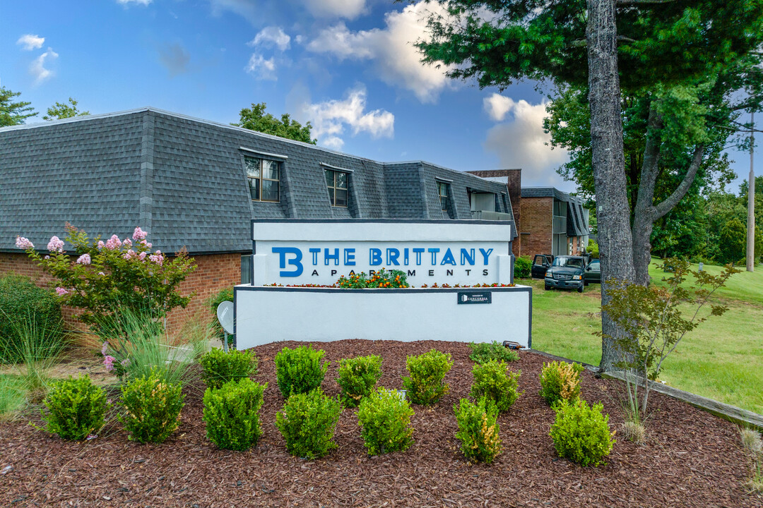 Huffman Mill Townhomes in Burlington, NC - Building Photo