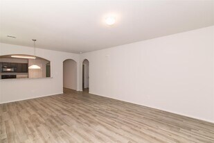 8726 Doris Oaks Cir in Houston, TX - Building Photo