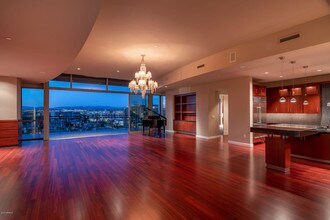 15215 N Kierland Blvd-Unit -934 in Scottsdale, AZ - Building Photo - Building Photo