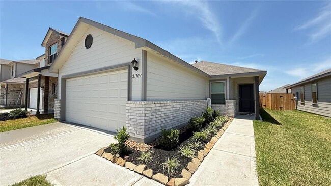 21703 Meadow Ct in Waller, TX - Building Photo - Building Photo