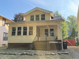 3347 W 131st St in Cleveland, OH - Building Photo