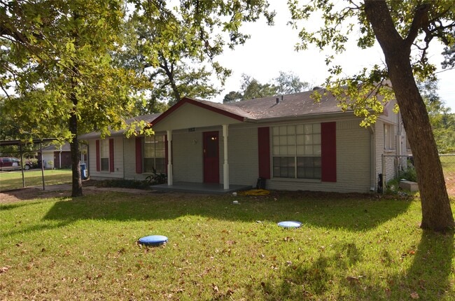 property at 9902 Trailway Dr