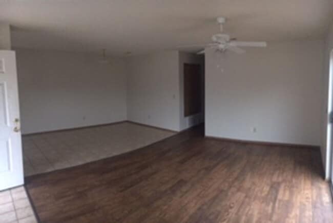 1685 N Linda Jo Pl in Fayetteville, AR - Building Photo - Building Photo