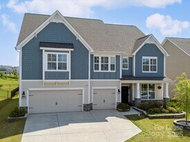 6112 Willow Pin Ln in Huntersville, NC - Building Photo