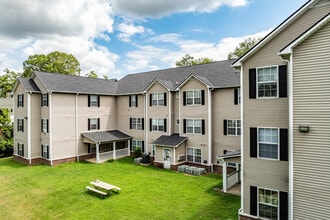 Bellewood Park Apartments in Nashville, TN - Foto de edificio - Building Photo