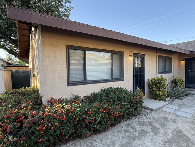 property at 317 E Ralston St