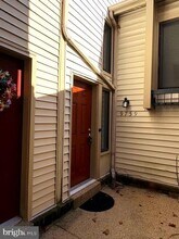 9759 Lake Shore Dr in Gaithersburg, MD - Building Photo - Building Photo