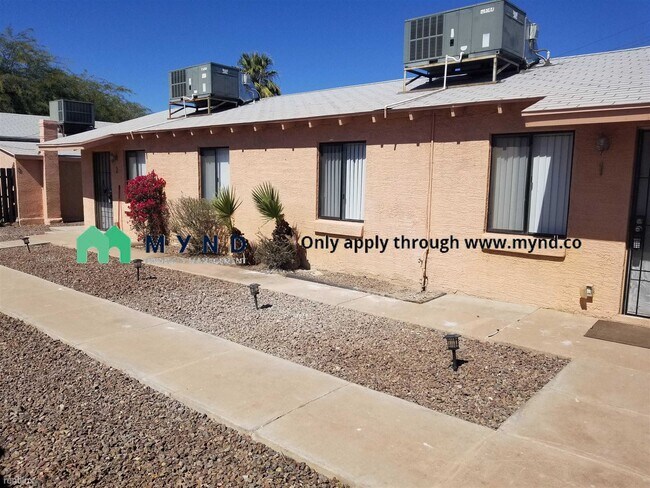 4224 N 13th Pl-Unit -Apt 2 in Phoenix, AZ - Building Photo - Building Photo