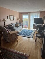 45 Christopher Dr in Methuen, MA - Building Photo