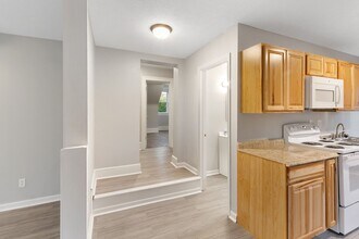 210 Roanoke St in Christiansburg, VA - Building Photo - Building Photo