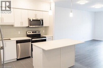 399 Queen St S in Kitchener, ON - Building Photo - Building Photo