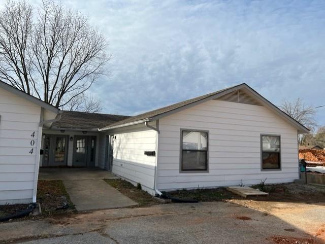 424 SE G St in Bentonville, AR - Building Photo