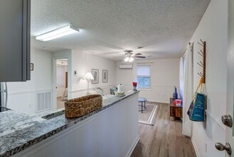 1312 N Barton St in Johnson City, TN - Building Photo - Building Photo