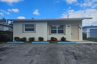 730 SW 4th St in Dania Beach, FL - Building Photo