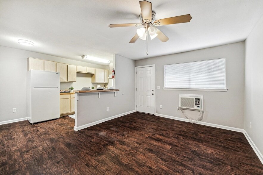 1223 W 25th St, Unit 4 in Houston, TX - Building Photo