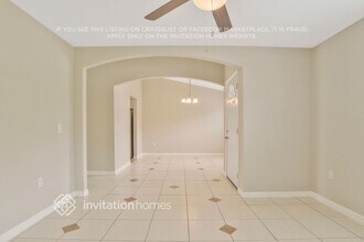 207 Dogfish Ln in Poinciana, FL - Foto de edificio - Building Photo